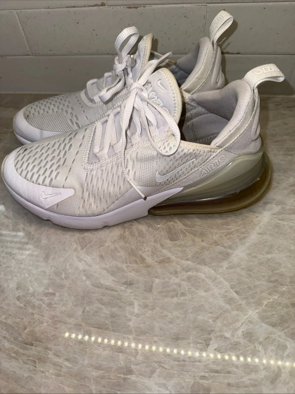Nike Air Max 270 GS White and Metallic Silver 6.5Y/ women 8